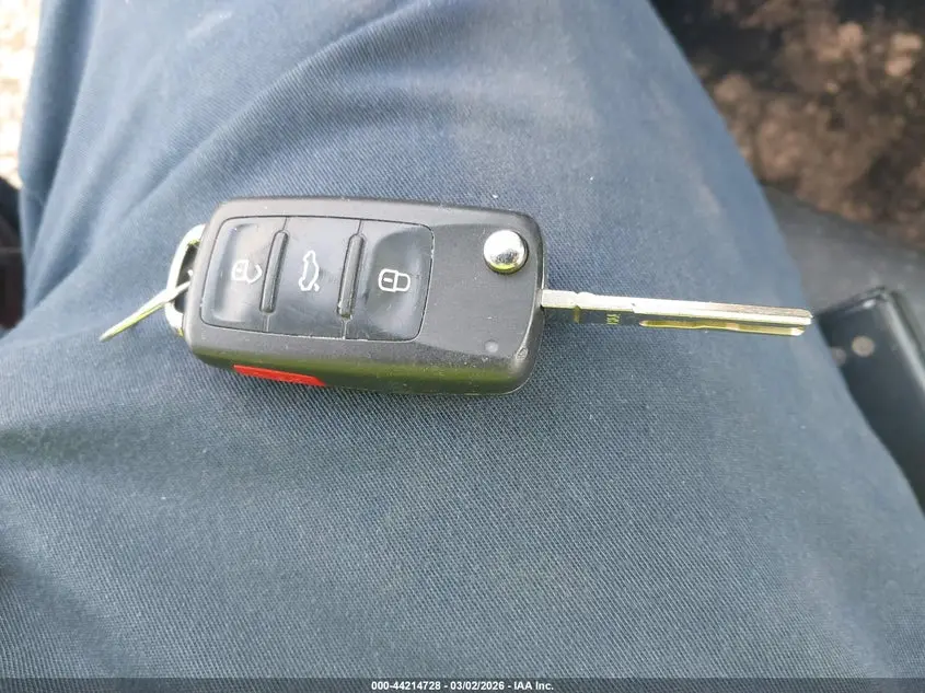 2013 VOLKSWAGEN JETTA SE