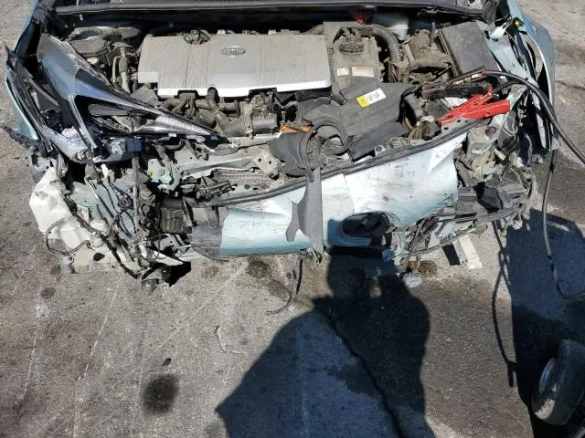 2017 TOYOTA PRIUS   