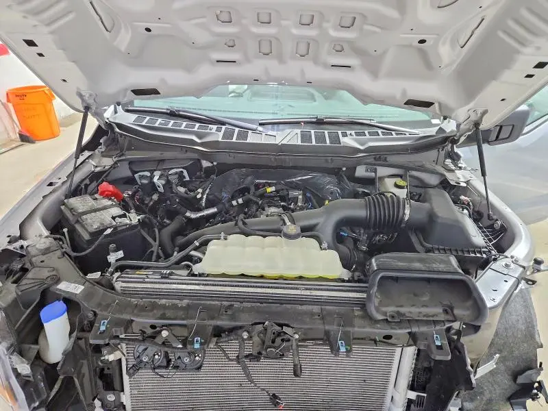 2025 FORD F150 STX  