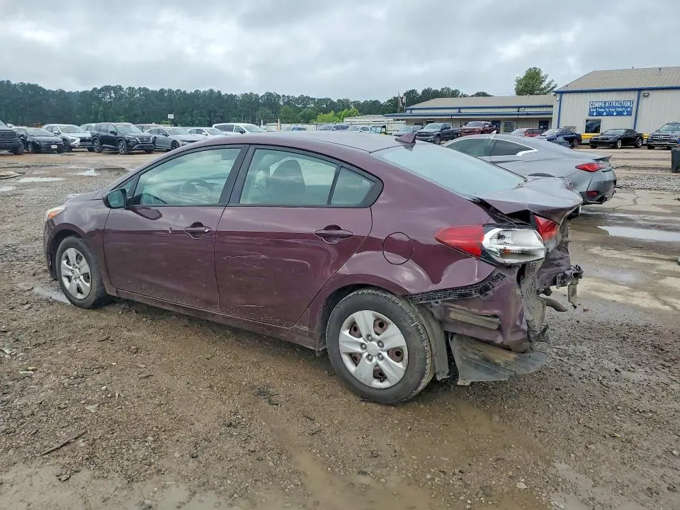 2017 KIA FORTE LX  