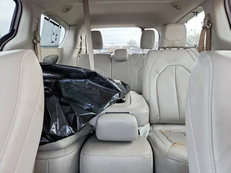 2017 CHRYSLER PACIFICA TOURING L  