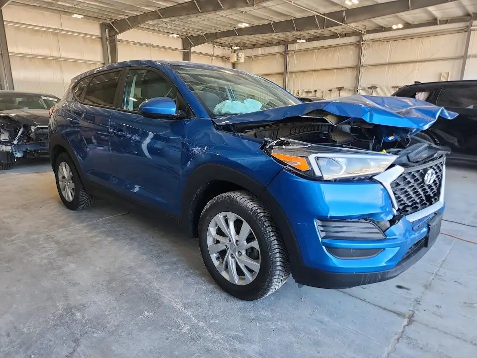 2020 HYUNDAI TUCSON SE  