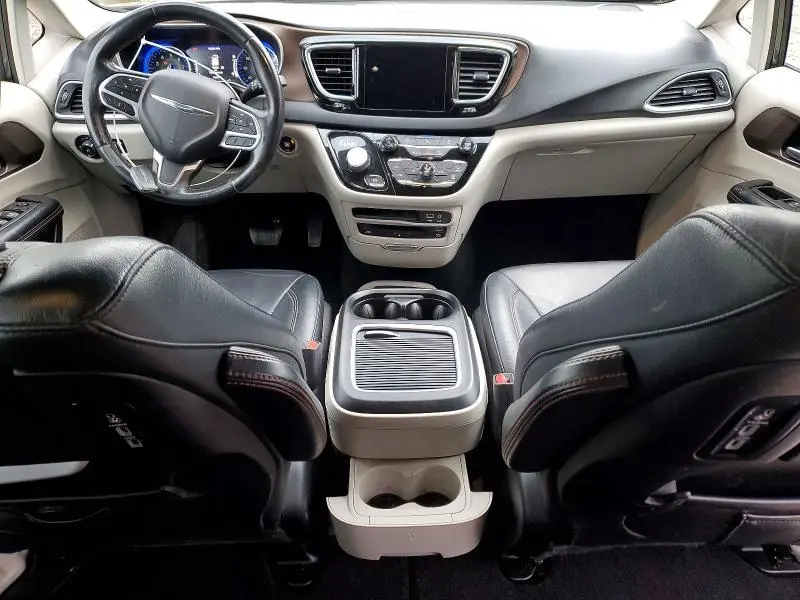 2019 CHRYSLER PACIFICA   