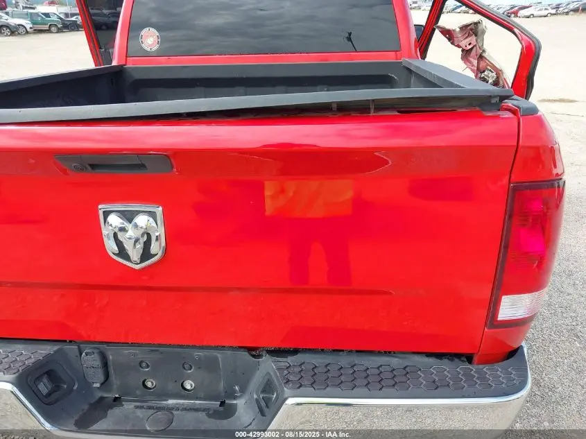2022 RAM 1500 CLASSIC SLT  4X2 5'7 BOX
