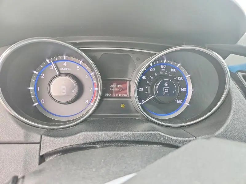 2011 HYUNDAI SONATA LIMITED  