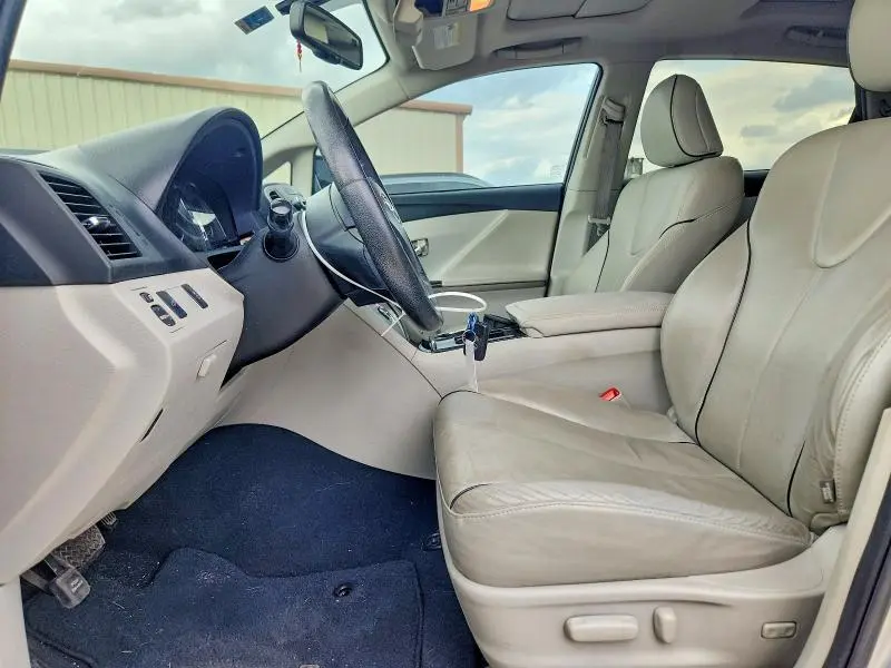 2013 TOYOTA VENZA XLE  