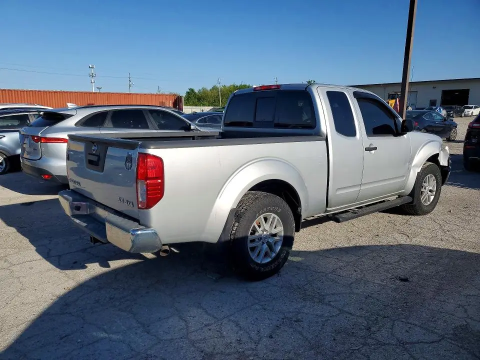 2015 NISSAN FRONTIER SV V6  