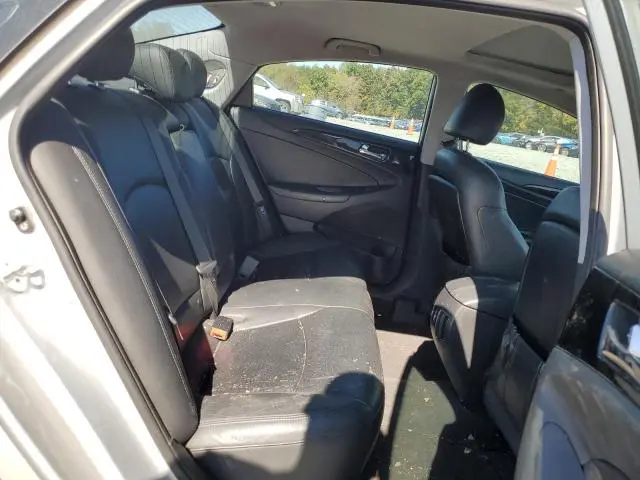 2011 HYUNDAI SONATA SE