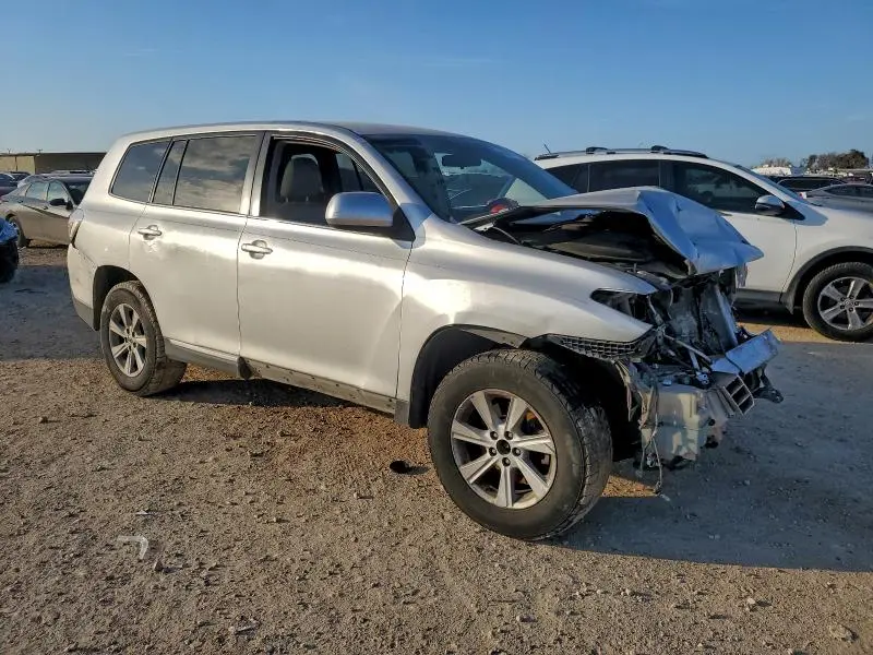 2013 TOYOTA HIGHLANDER BASE  