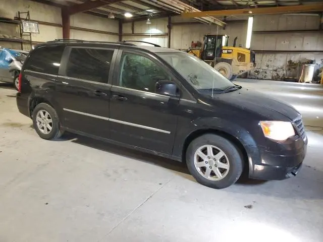 2010 CHRYSLER TOWN & COUNTRY TOURING  