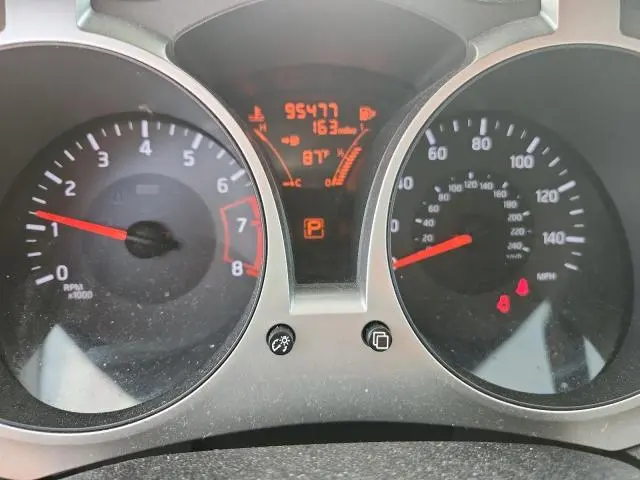 2015 NISSAN JUKE S  
