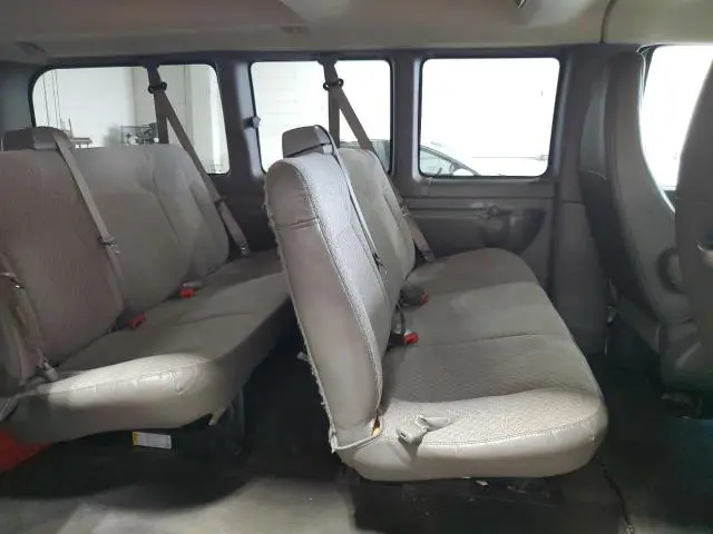 2011 GMC SAVANA G1500 LT  