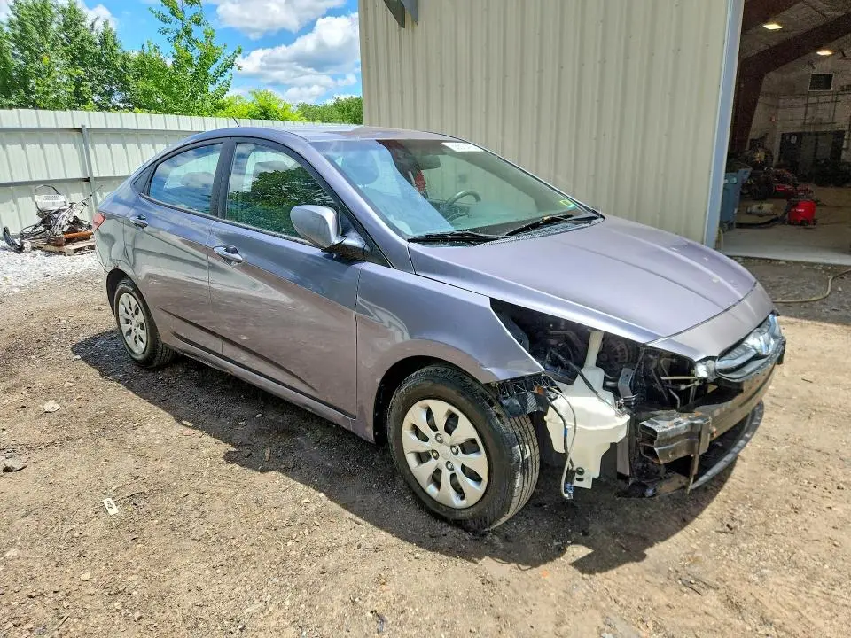 2016 HYUNDAI ACCENT SE  