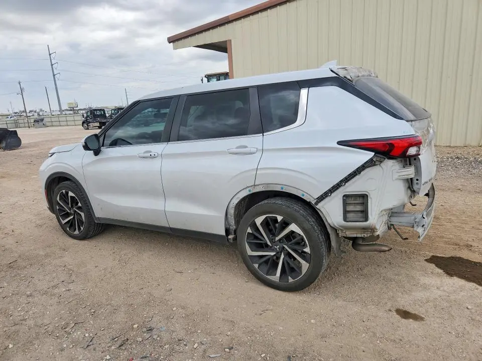 2023 MITSUBISHI OUTLANDER SE  