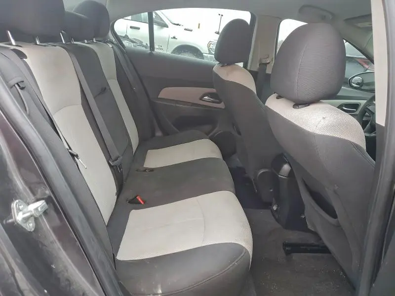 2011 CHEVROLET CRUZE LS  