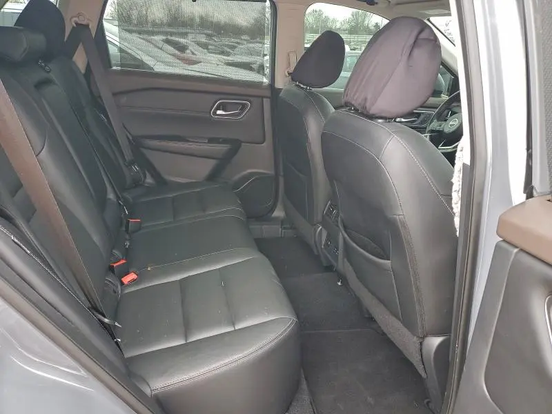 2021 NISSAN ROGUE SL  