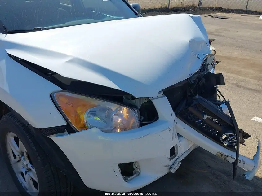 2011 TOYOTA RAV4  