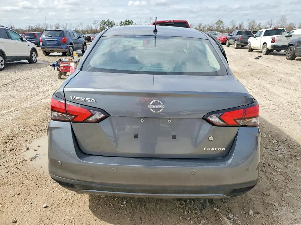 2024 NISSAN VERSA S  