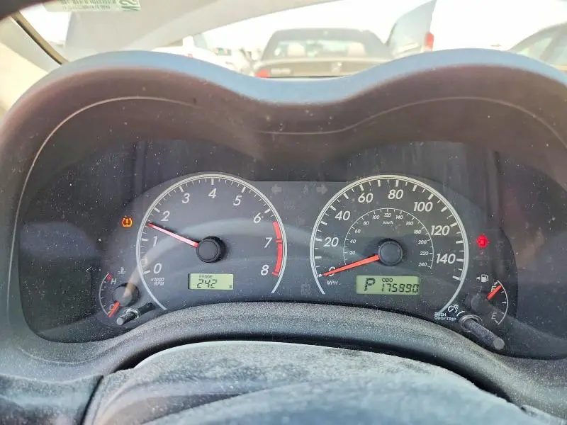 2011 TOYOTA COROLLA LE  