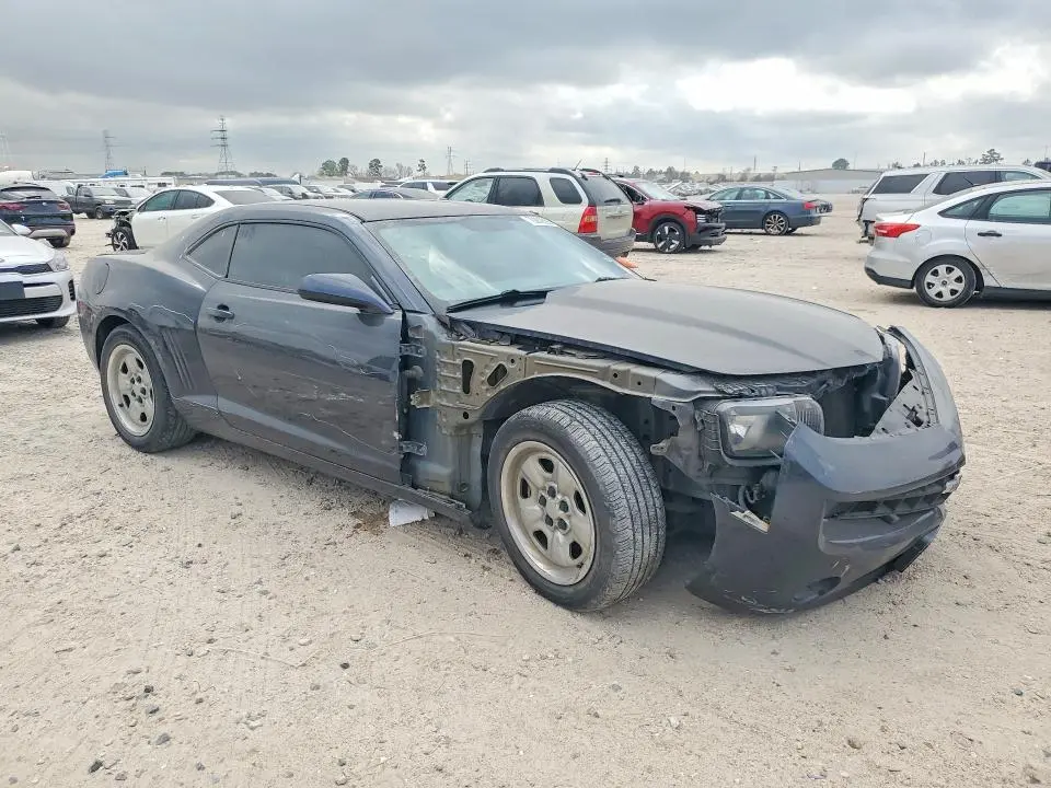 2013 CHEVROLET CAMARO LS  