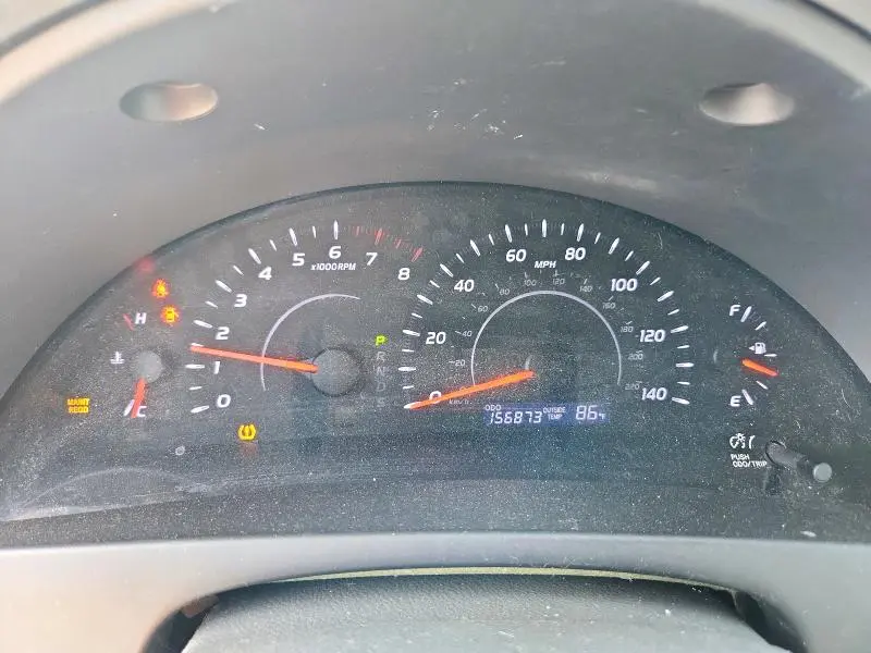 2011 TOYOTA CAMRY BASE  