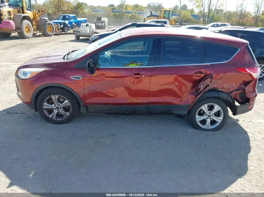 2015 FORD ESCAPE SE