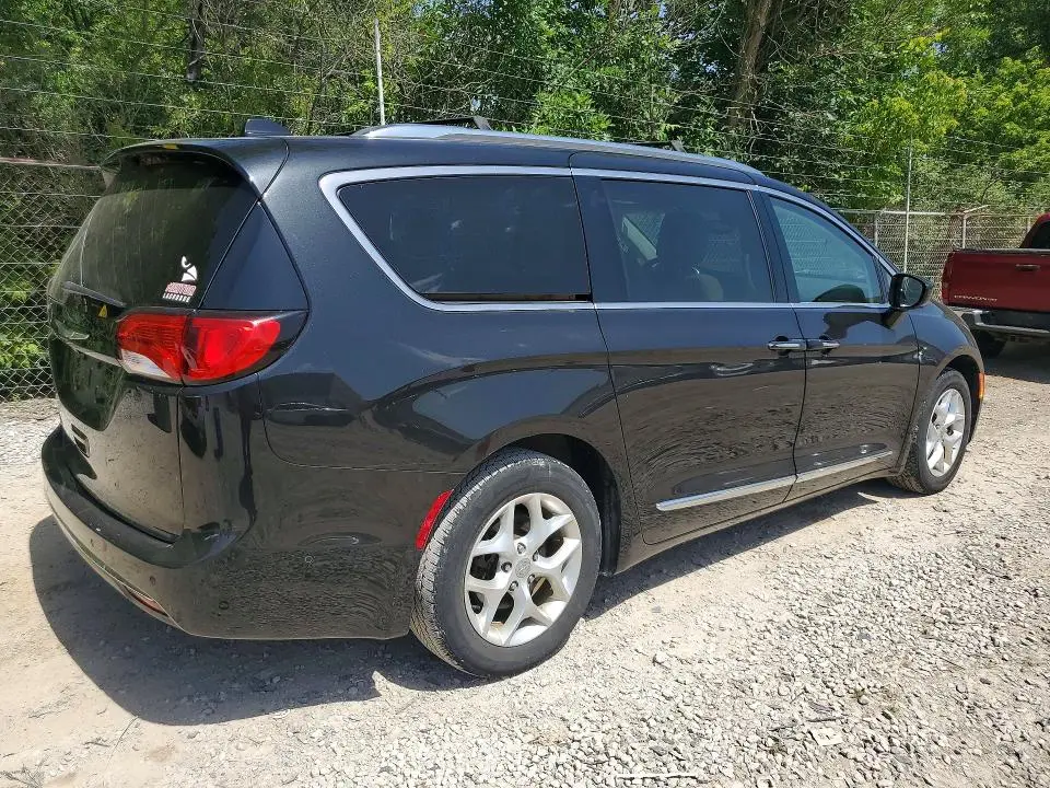 2018 CHRYSLER PACIFICA TOURING L PLUS  