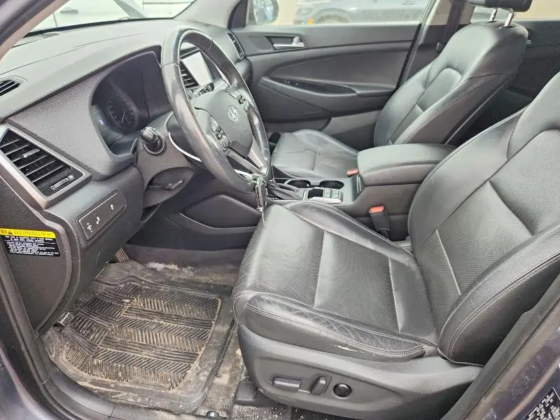 2018 HYUNDAI TUCSON SE  