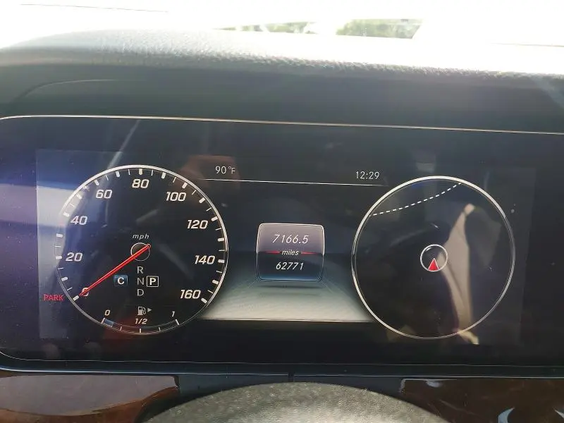 2019 MERCEDES-BENZ E 300 4MATIC  