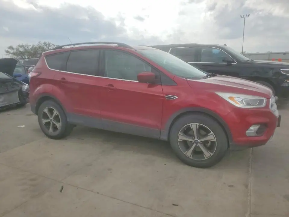 2018 FORD ESCAPE SEL  