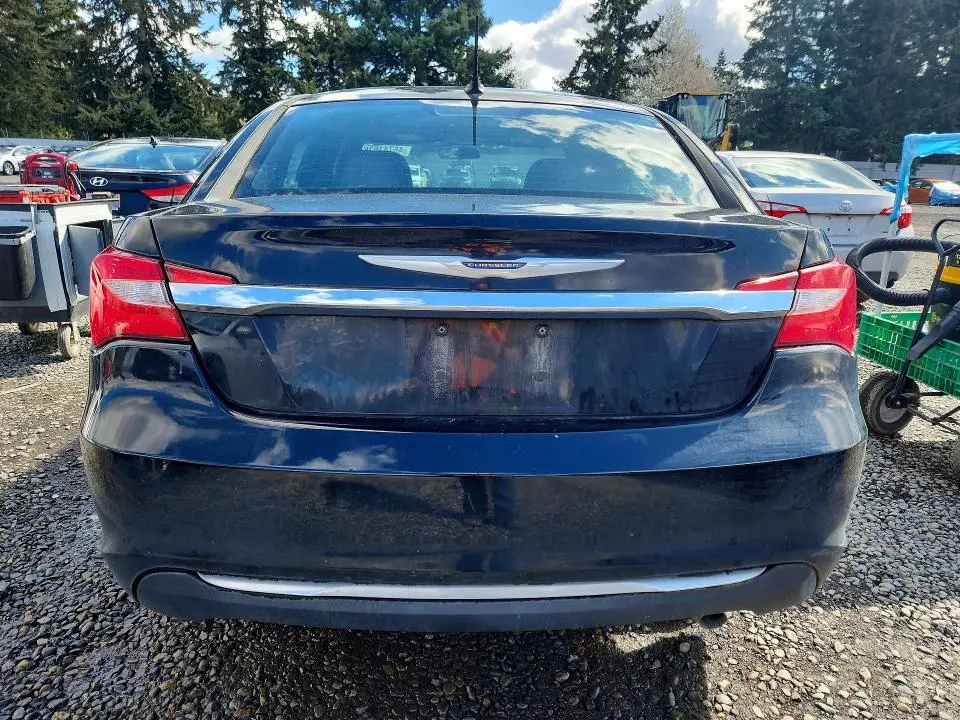 2014 CHRYSLER 200 LX  