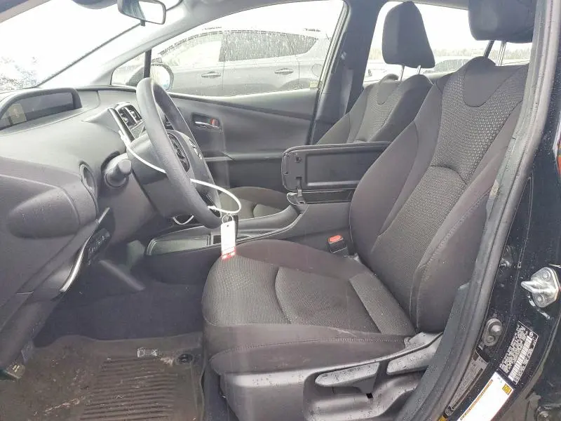 2022 TOYOTA PRIUS LE  