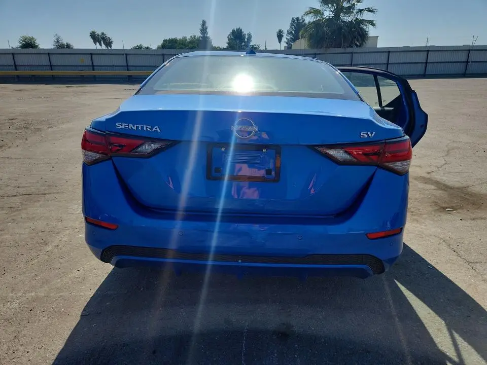 2024 NISSAN SENTRA SV  