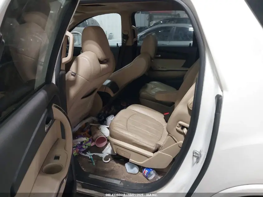 2012 GMC ACADIA DENALI