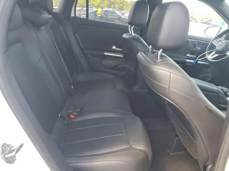 2021 MERCEDES-BENZ GLA 250  