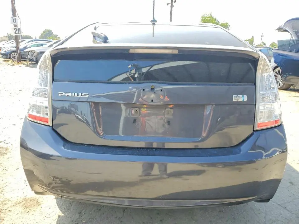 2010 TOYOTA PRIUS II  