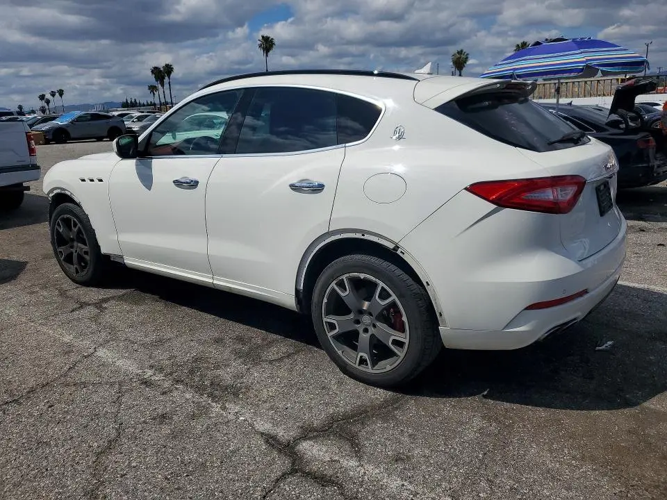 2017 MASERATI LEVANTE SPORT  