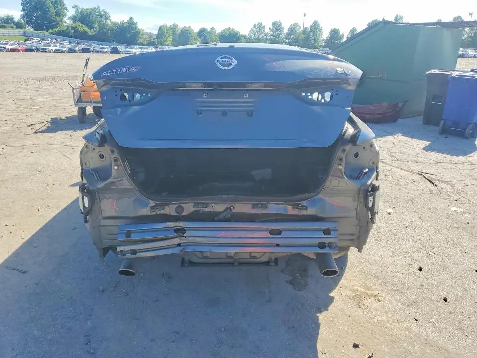 2021 NISSAN ALTIMA SV  