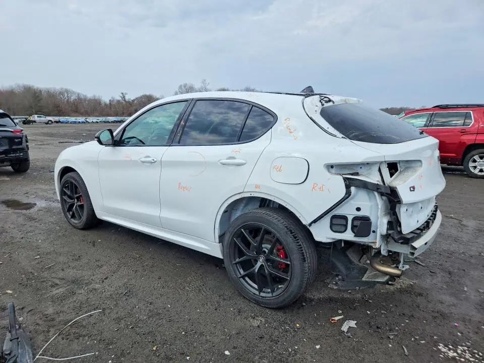 2021 ALFA ROMEO STELVIO TI  