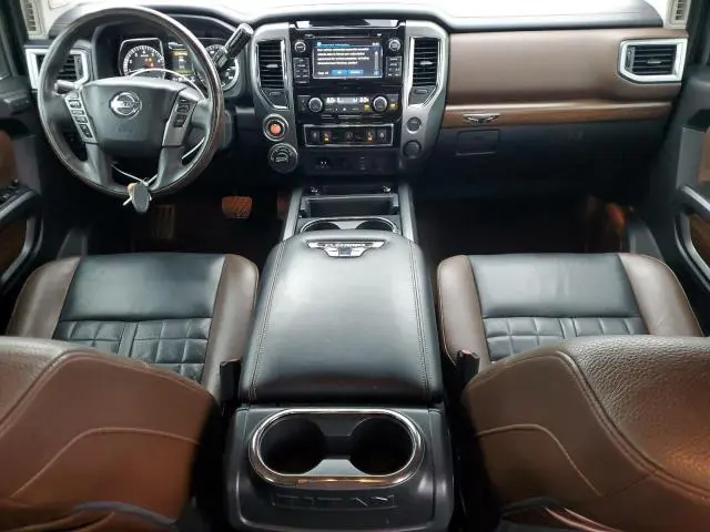 2018 NISSAN TITAN SV  