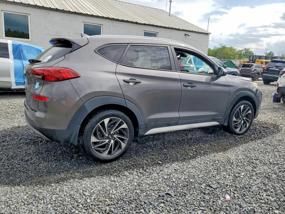 2020 HYUNDAI TUCSON SPORT  