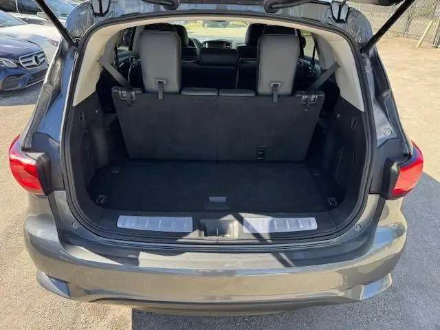 2019 INFINITI QX60 LUXE