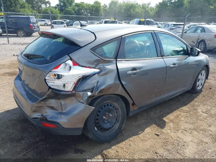 2012 FORD FOCUS SE