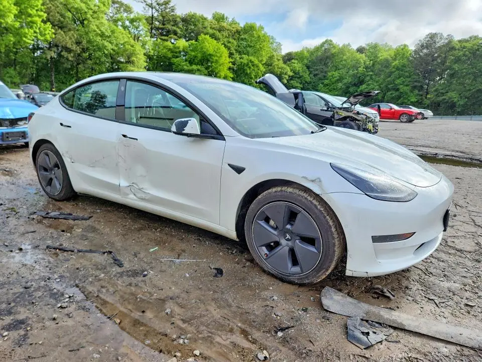 2021 TESLA MODEL 3   