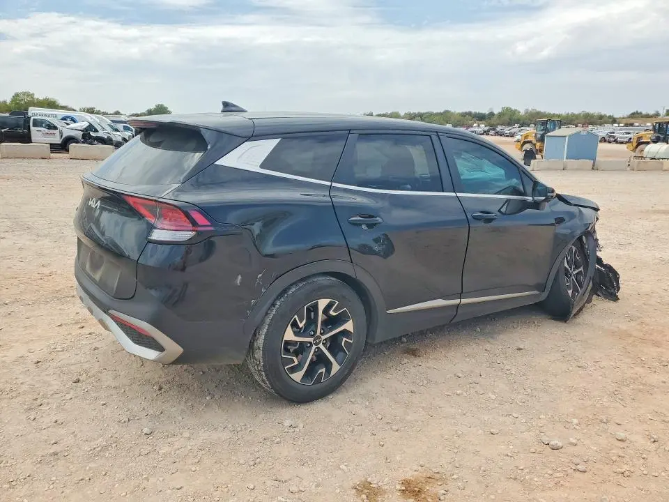 2023 KIA SPORTAGE EX  