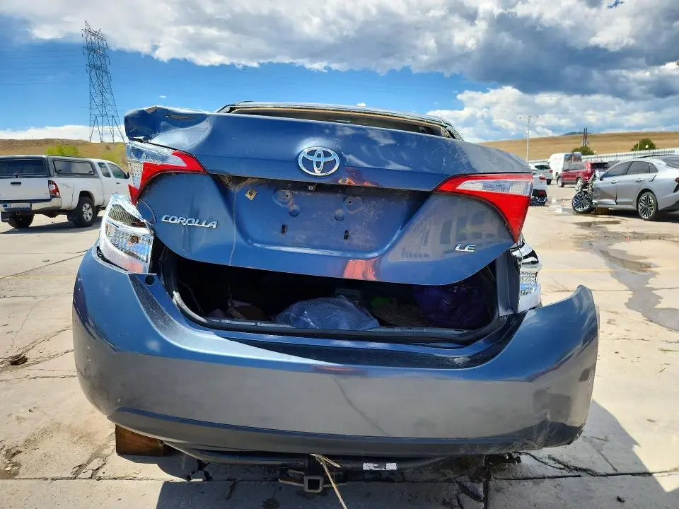 2014 TOYOTA COROLLA LE PLUS  
