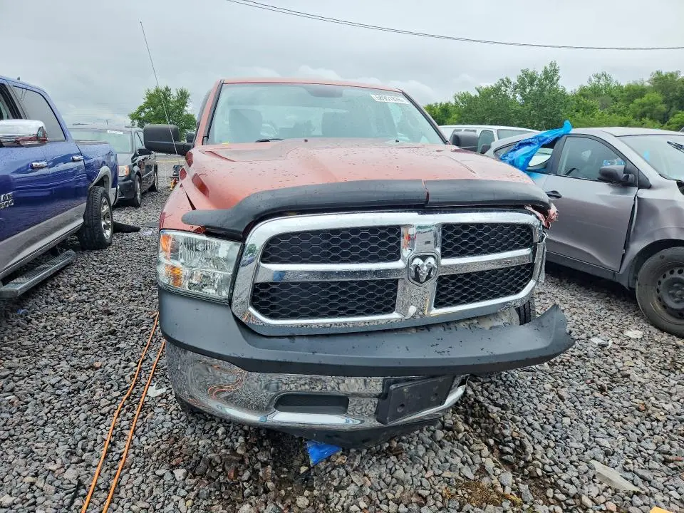 2013 RAM 1500 ST  