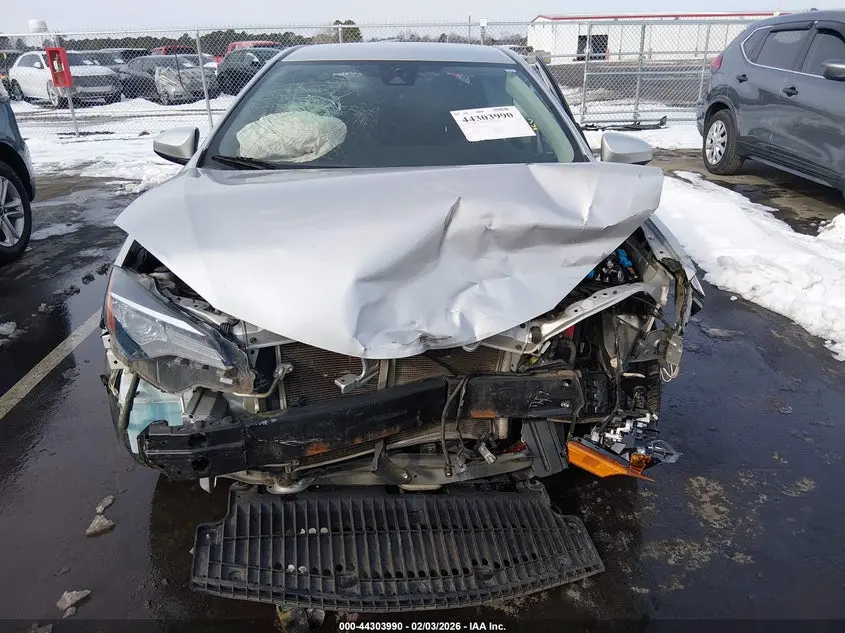 2017 TOYOTA COROLLA LE