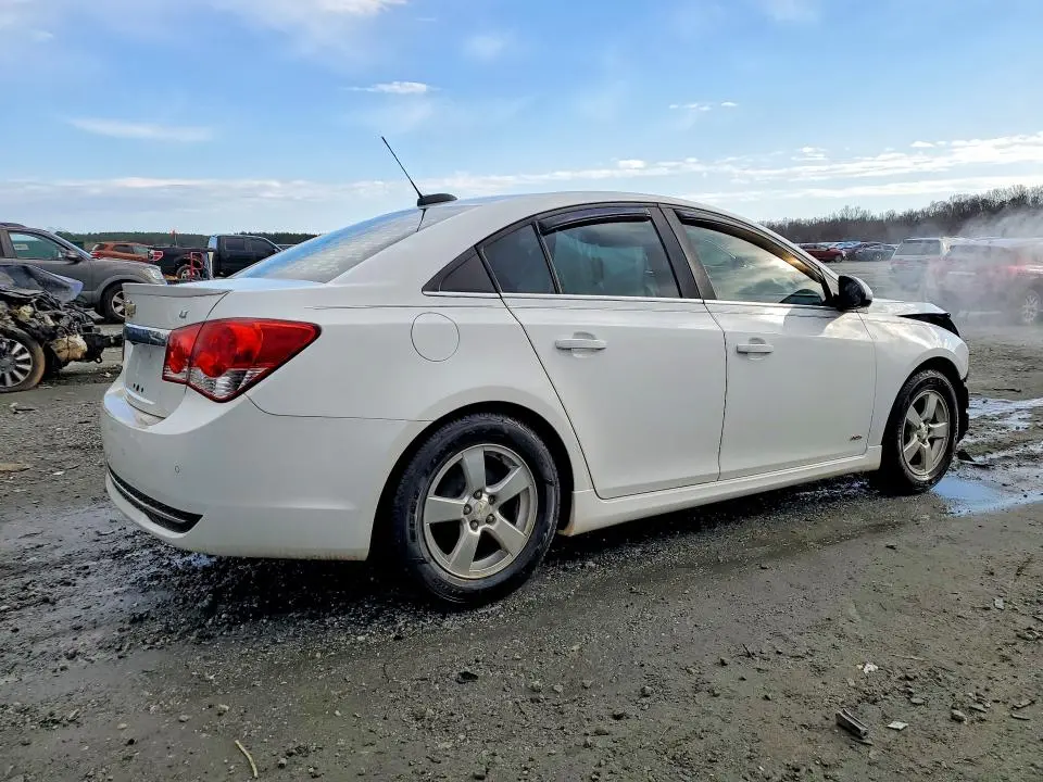 2015 CHEVROLET CRUZE LT  