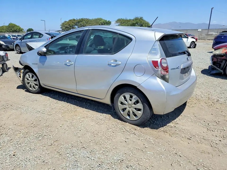 2014 TOYOTA PRIUS C TWO  
